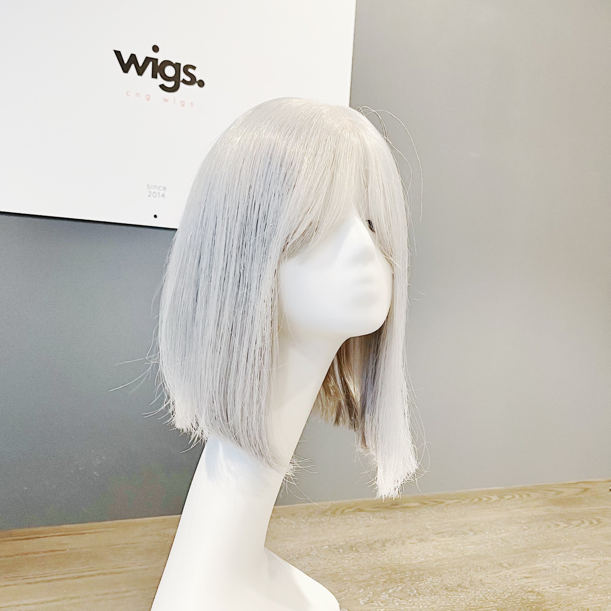 Colored Human Hair Wig – Natural Straight Bob Silver Grey, Shoulder-Length - cngwigs