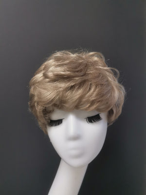 Real Human Hair Wig – Natural Wavy Blonde. Short - cngwigs